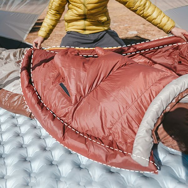 Спальник з натуральним пухом Naturehike Snowbird CNK2550WS014, p-р L, коричневий 400 г 71464 фото