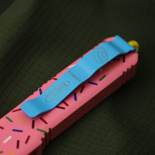 Ніж Фронтального викиду Microtech Ultratech EXCLUSIVE Dessert Warrior Donut Pink 1744 фото