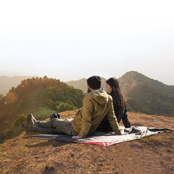 Коврик для пикника сверхлегкий водостойкий Naturehike Moisture Picnic Mat NH17D050-B, 145x200 см, черный 6927595724651 фото