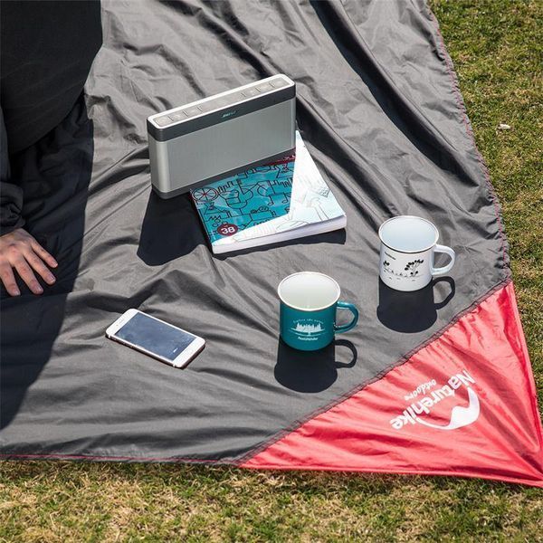 Коврик для пикника сверхлегкий водостойкий Naturehike Moisture Picnic Mat NH17D050-B, 145x200 см, черный 6927595724651 фото