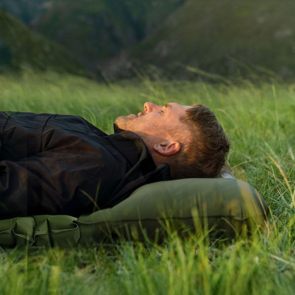 Матрас туристический надувной двухместный Naturehike CNK2550WS019, 200х125х6.5 см, зеленый, для кемпинга с мешком для надува. 6977465869593 фото