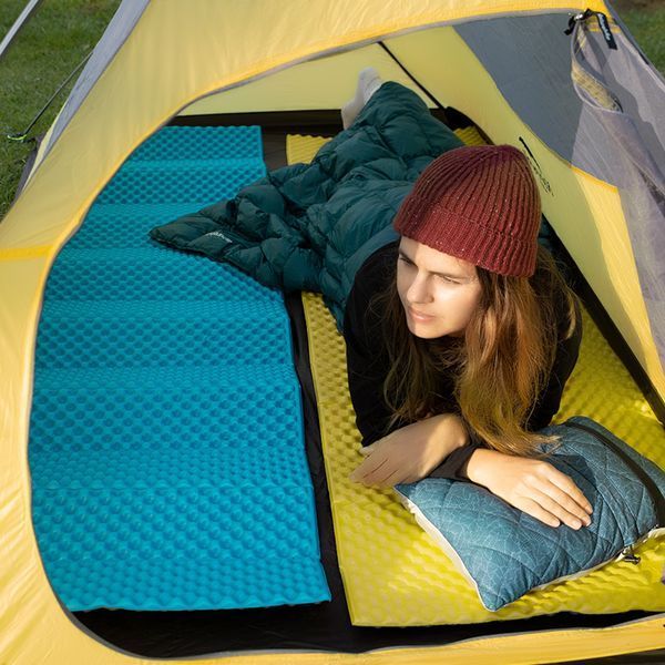 Килимок туристичний складаний одномісний IXPE Naturehike Thickened NH20FCD07 кемпінговий з алюмінієвою плівкою, 187x56x2,5 см, жовтий 6927595748084 фото