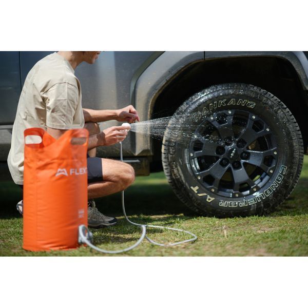 Душ портативний із ємністю та насосом Flextail Tiny Shower Bucket, 20л, помаранчевий TSB-700 фото