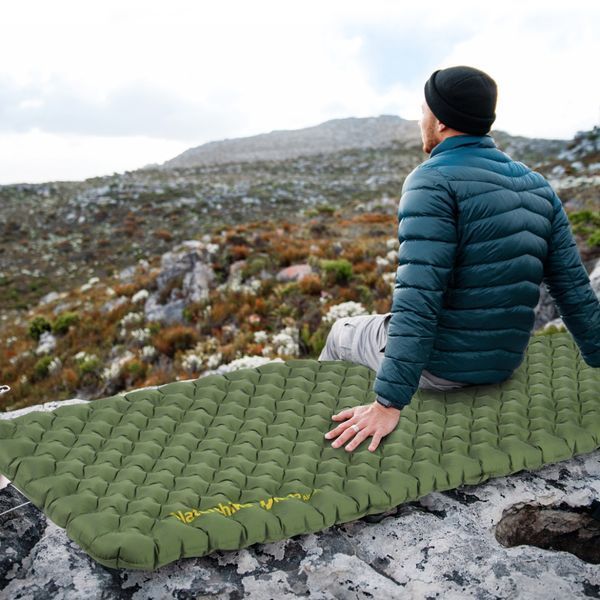 Матрас туристический надувной одноместный Naturehike CNK2450WS014, сверхлегкий, 186х58х8 см, зеленый с мешком для надува. 6976023926808 фото