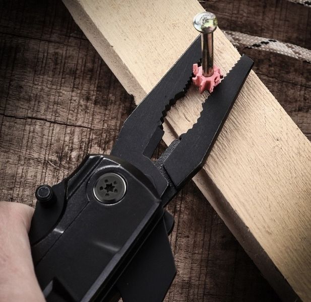 Ніж мультитул BlackForce Pro з бітами 1851 фото