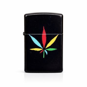 Бензинова запальничка Zippo &laquo;Rastaman&raquo; 913 фото