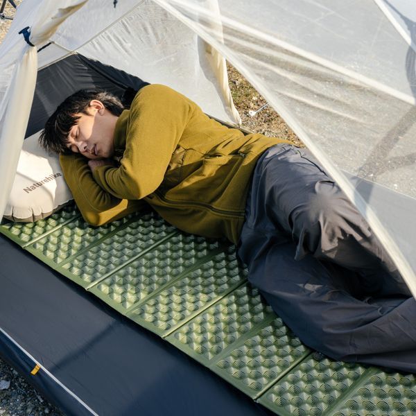 Коврик туристический складной одноместный IXPE Naturehike CNK2650WS010 с алюминиевой пленкой, 200x60x2.3 см, зеленый 6977465865663 фото