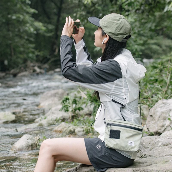Сумка мала Naturehike NH20BB204, 3л, графіт в клітинку 6927595772355 фото
